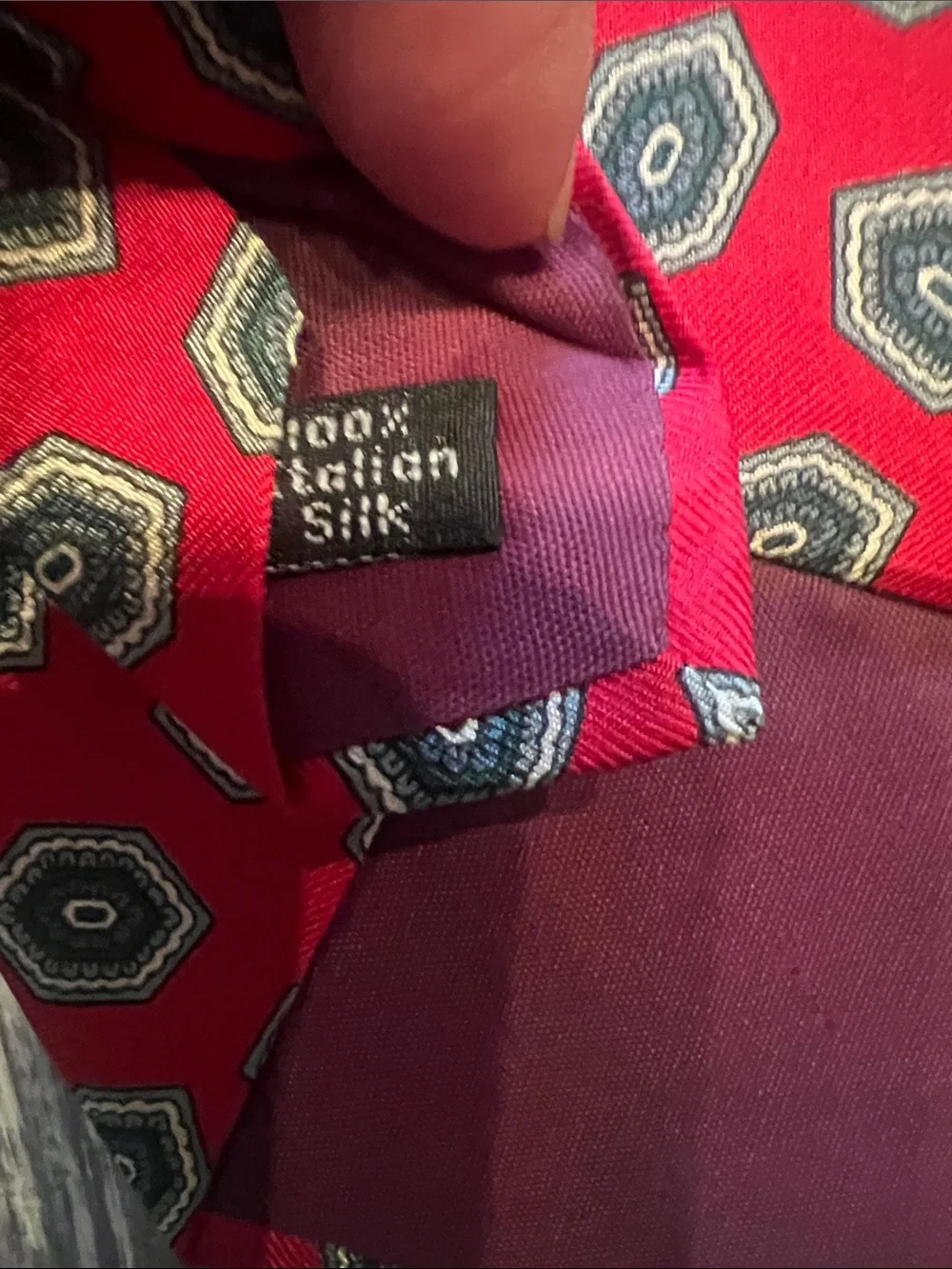 Assorted set of 4 Men's Burgundy, red & Blue patterned  Ties. Business Style